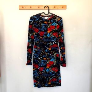 H&M Women Short, fitted dress in jersey - Size XS